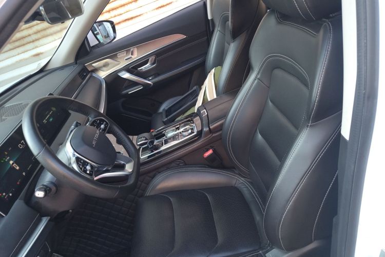 捷途X70 2021款 诸葛 1.6T DCT军师 7座局部细节19