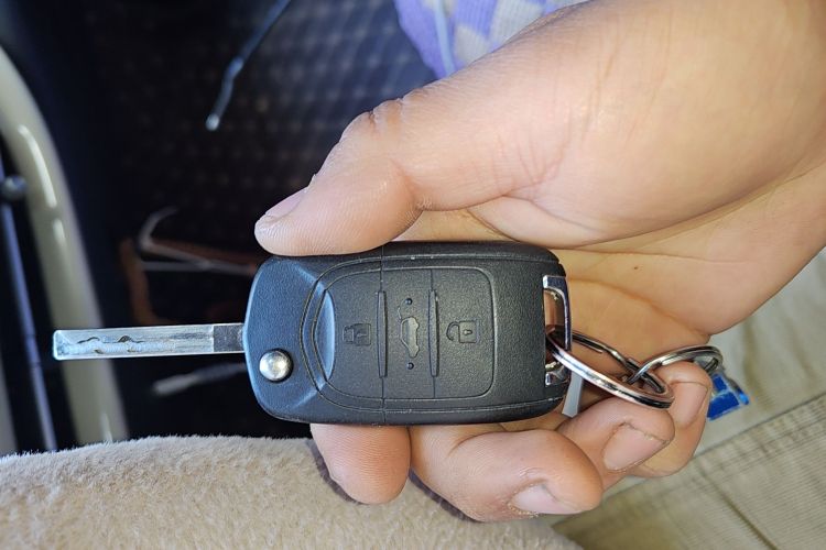 五菱汽车 五菱缤果 2023款 203km 轻享款中控内饰11