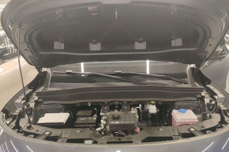 零跑汽车 零跑B10 2025款 510悦享版机舱底盘24