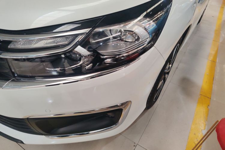 雪铁龙C4L 2016款 1.6T 自动精英型局部细节36