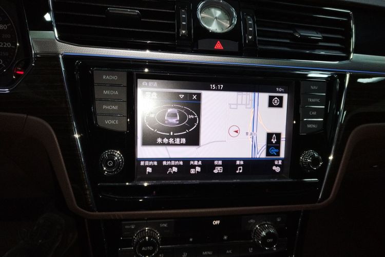 大众 辉昂 2016款 380TSI 两驱至尊版中控内饰16