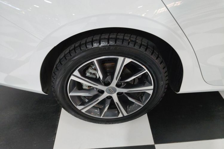 吉利汽车 帝豪 2022款 第4代 1.5L CVT尊贵型车身外观6008