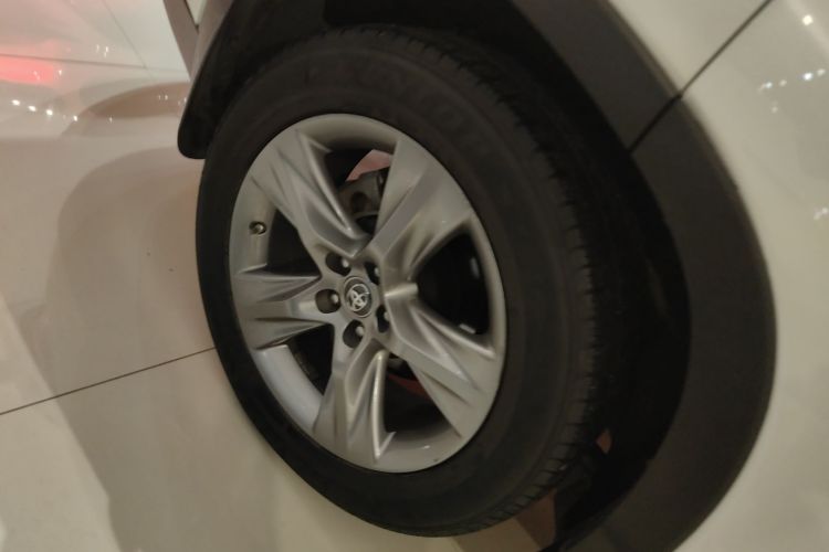 丰田 汉兰达 2015款 2.0T 四驱豪华版 7座车身外观6008