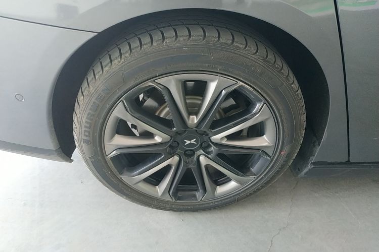 小鹏P7 2020款 670N车身外观6008