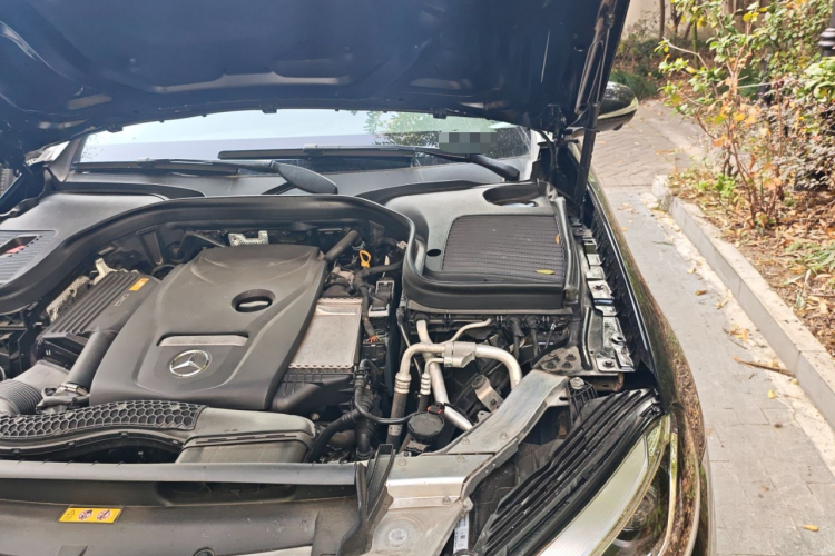 奔驰GLC 2018款 改款 GLC 260 4MATIC 豪华型局部细节9007