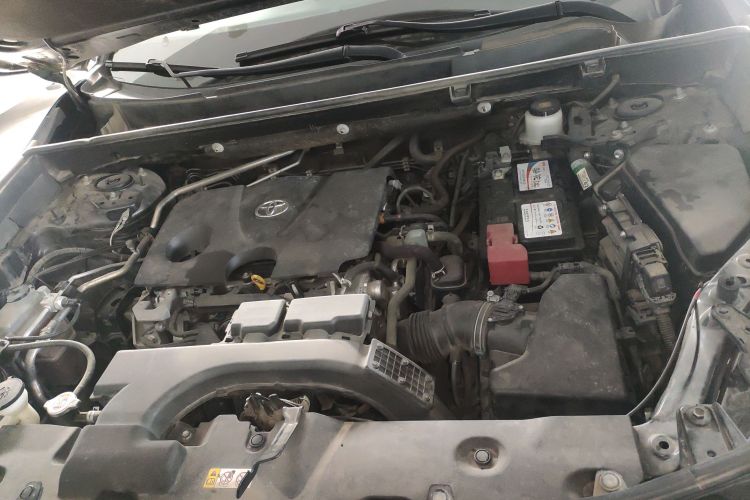 丰田 RAV4荣放 2020款 2.0L CVT两驱风尚版机舱底盘24