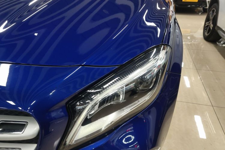 奔驰GLA 2018款 GLA 200 时尚型局部细节36