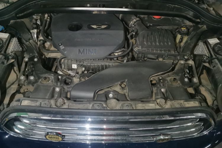 MINI Countryman 2018款 1.5T COOPER 艺术家局部细节24