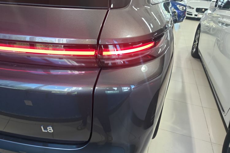 理想汽车 理想L8 2023款 Air车身外观6006