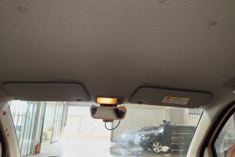 五菱汽车 宏光MINIEV 2024款 第三代 215km 进阶版中控内饰22