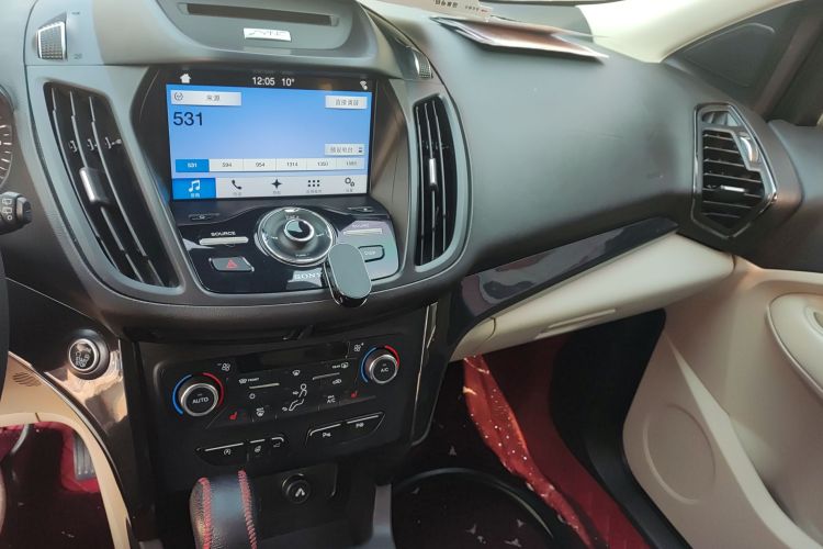 福特 翼虎 2017款 EcoBoost 180 四驱尊翼型中控内饰16