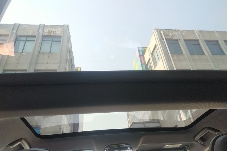 岚图汽车 岚图追光 2024款 PHEV 四驱超长续航行政版中控内饰22