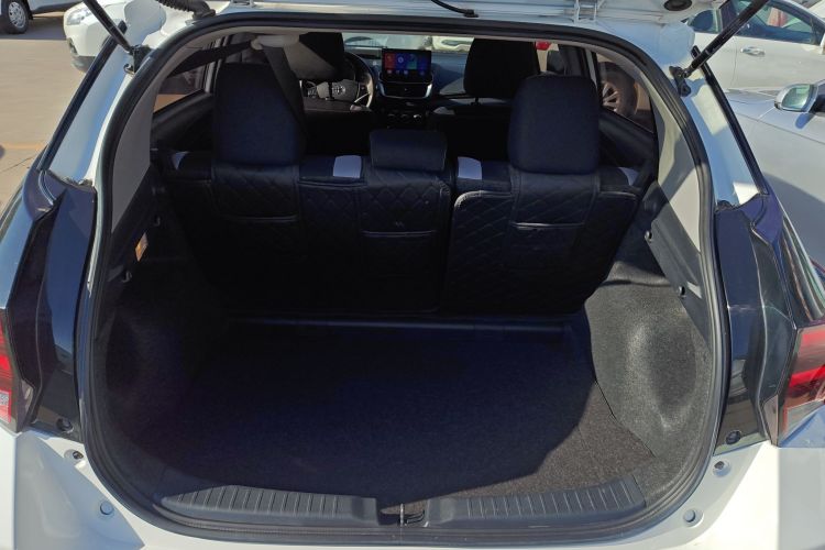 丰田 YARiS L 致炫 2022款 致炫X 1.5L CVT领先PLUS版机舱底盘23