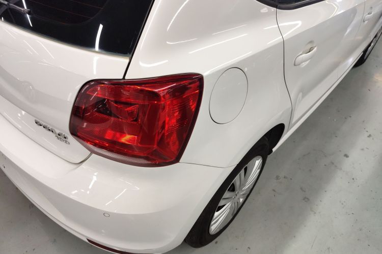 大众 Polo 2016款 1.6L 自动舒适型车身外观9