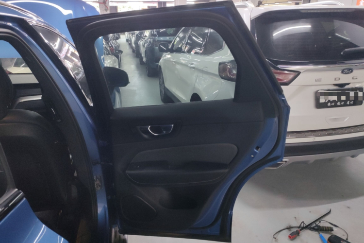 沃尔沃XC60 2020款 T5 四驱智远运动版中控内饰45