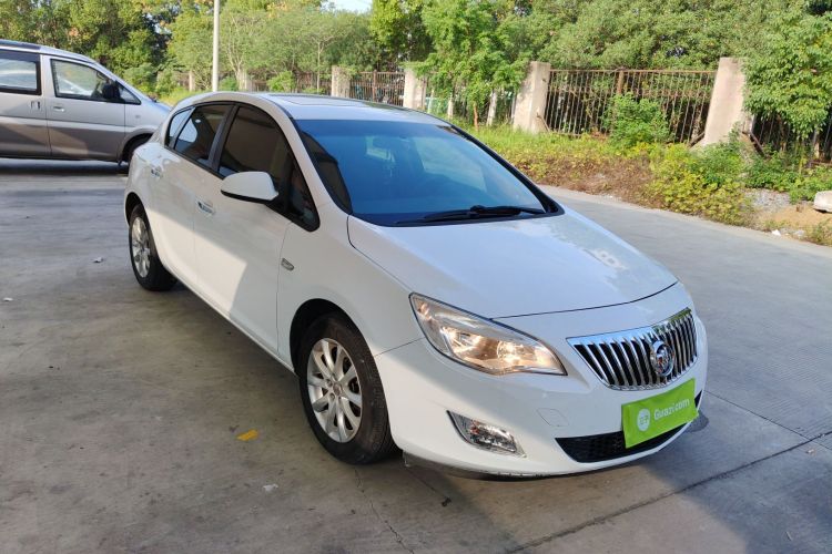 别克 英朗 2014款 XT 1.6L 自动时尚版车身外观3