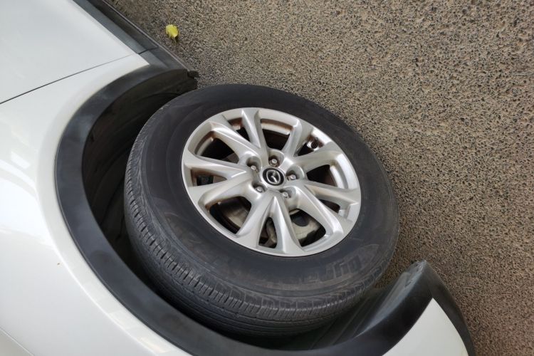 马自达CX-4 2018款 2.0L 自动两驱蓝天活力版 国VI车身外观35