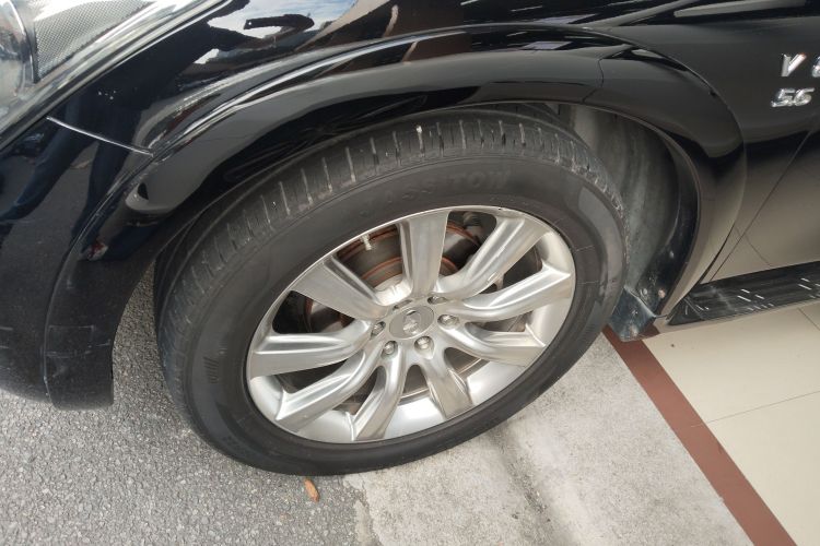 英菲尼迪QX80 2013款 5.6L 4WD车身外观6007