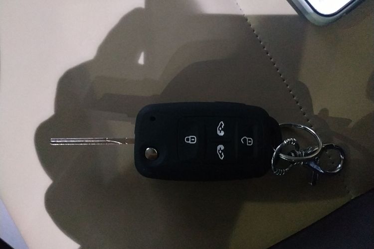 大众 迈特威 2014款 2.0TSI 四驱行政版中控内饰11