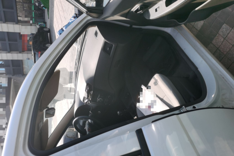 五菱汽车 五菱宏光 2021款 1.5L改款 S基本型 电动助力LAR局部细节9005