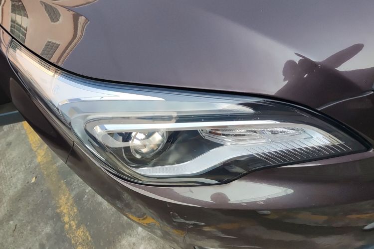 别克 昂科威 2019款 20T 两驱领先型 国V车身外观8