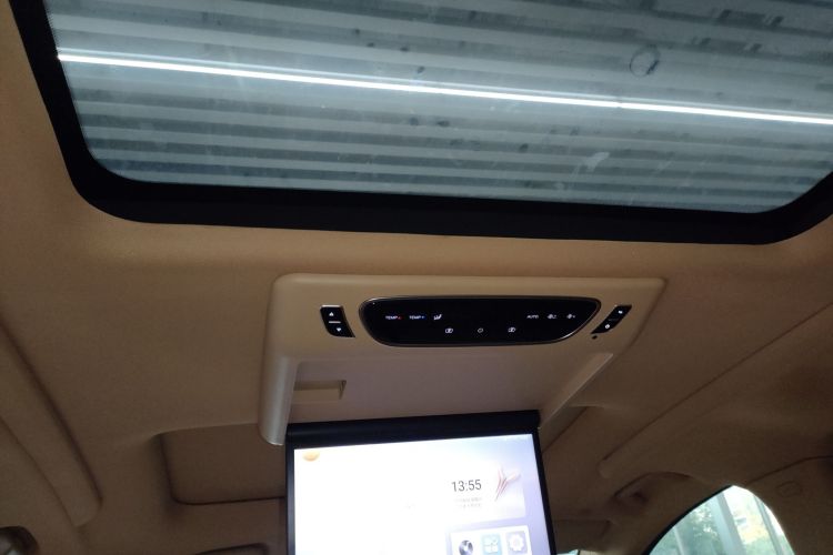 岚图汽车 岚图梦想家 2024款 PHEV 超长续航尊贵版局部细节22