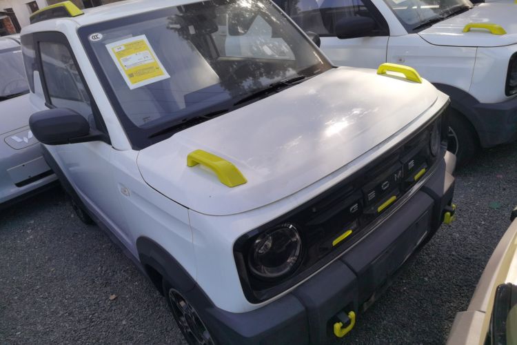 吉利银河 2025款 210km 熊猫骑士车身外观3