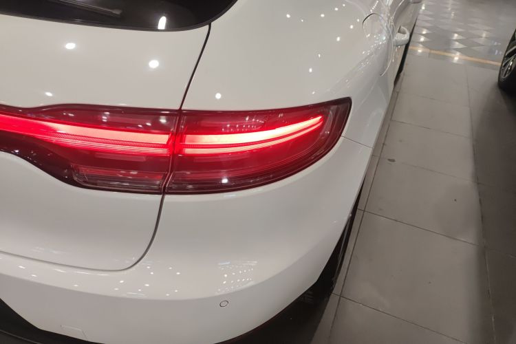 保时捷 2016款 Macan 2.0T车身外观6006