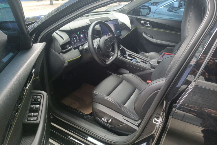 领克03 2023款 1.5TD DCT劲Plus中控内饰20