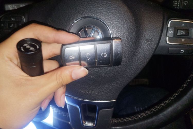 大众 迈腾(进口) 2012款 旅行版 2.0TSI 舒适型中控内饰7001