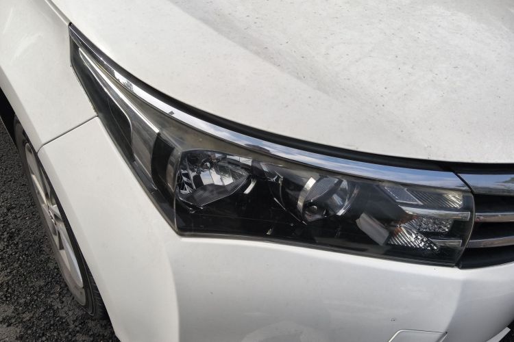 丰田 卡罗拉 2014款 1.6L CVT GL车身外观8