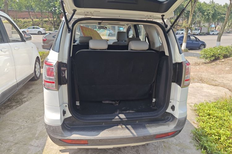 北汽幻速S3 2017款 1.5L 手动豪华型中控内饰23