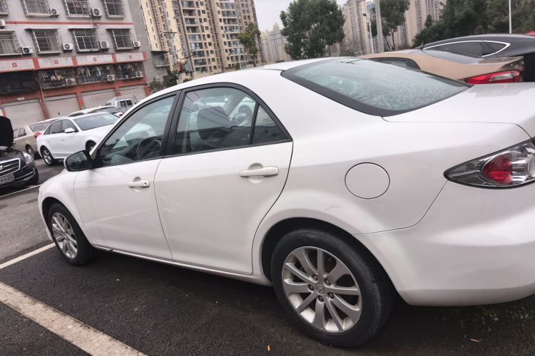 马自达6 2013款 2.0L 自动超豪华型车身外观4