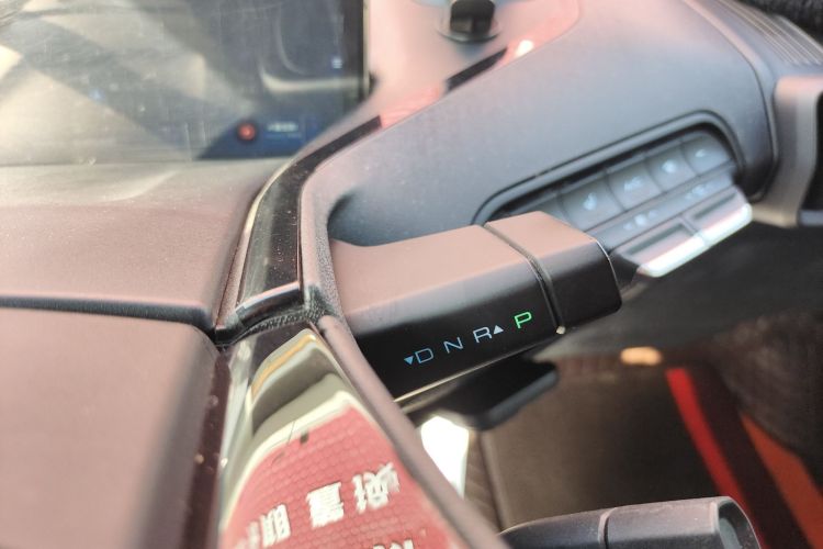 宝骏KiWi EV 2021款 设计师 三元锂中控内饰18