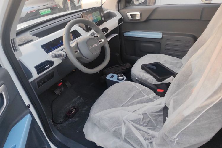 吉利银河 2024款 熊猫mini 200km 耐力熊中控内饰19