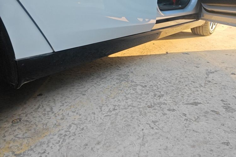 零跑汽车 零跑C01 2023款 增程 316 智享版局部细节9001