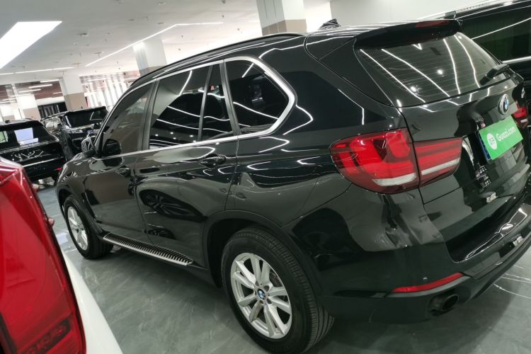宝马X5(进口) 2015款 xDrive28i车身外观4