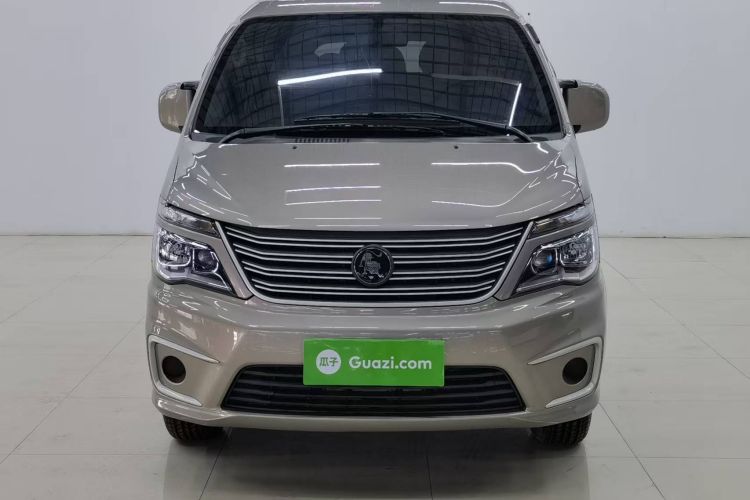 东风风行 菱智 2022款 M5L 2.0L 实用型 7座车身外观6001