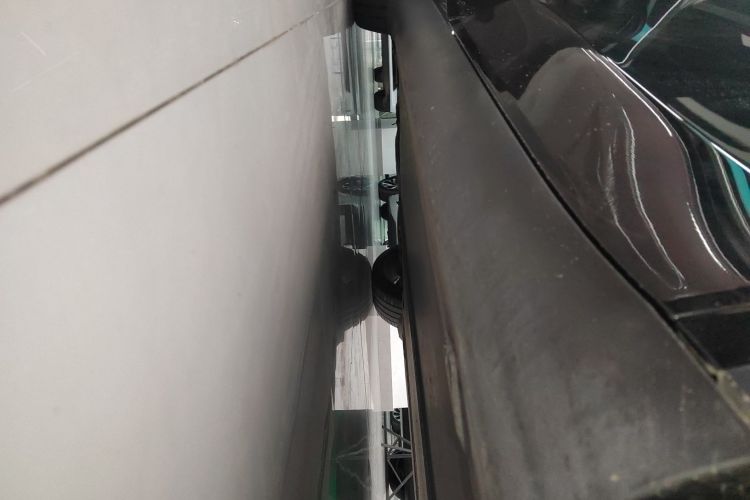 特斯拉 Model Y 2021款 标准续航后驱版局部细节9001