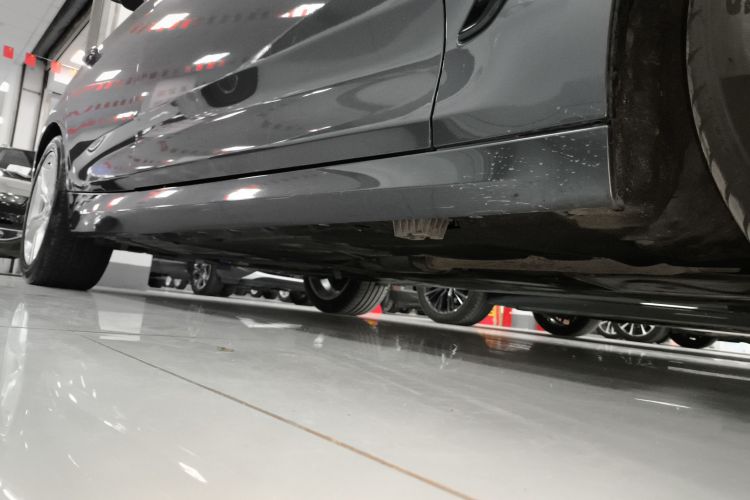 宝马3系GT 2019款 320i M运动型局部细节9001