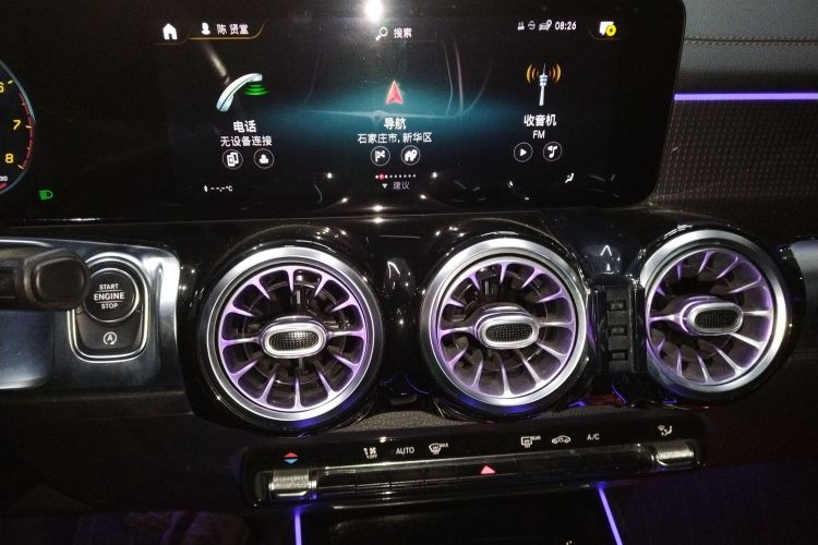 奔驰GLB 2021款 GLB 200 时尚型中控内饰16