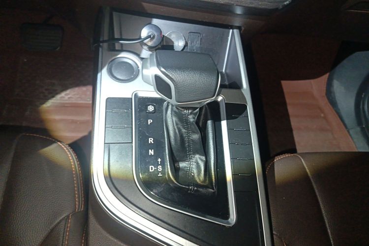 东风风行 景逸X5 2017款 1.6L CVT豪华型中控内饰18