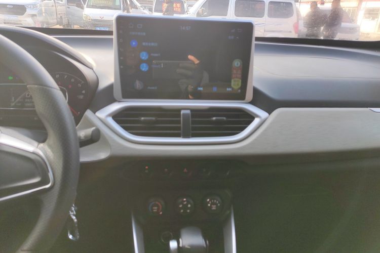 宝骏510 2019款 1.5L CVT劲享型 国VI中控内饰16