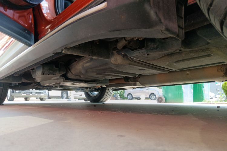 丰田 RAV4荣放 2013款 2.0L CVT四驱新锐版局部细节9002