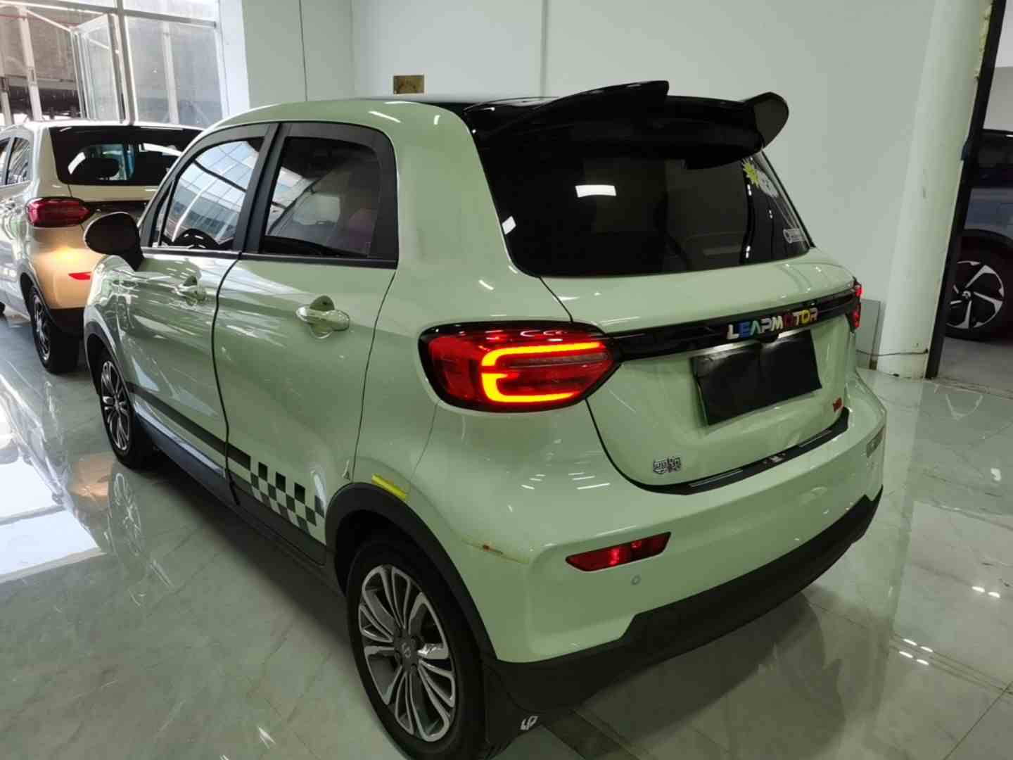 零跑汽车 零跑T03 2025款 403舒享版(3)