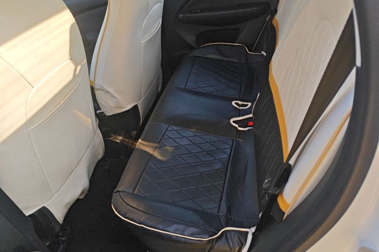 零跑汽车 零跑T03 2021款 400轻享版 磷酸铁锂中控内饰7004