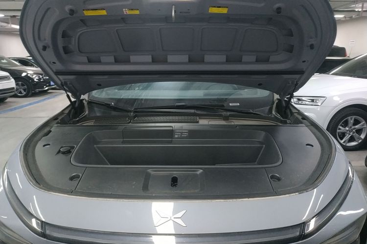 小鹏G7 2025款 702 超长续航 Max机舱底盘24