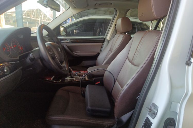 宝马X3(进口) 2014款 xDrive20i X设计套装中控内饰19