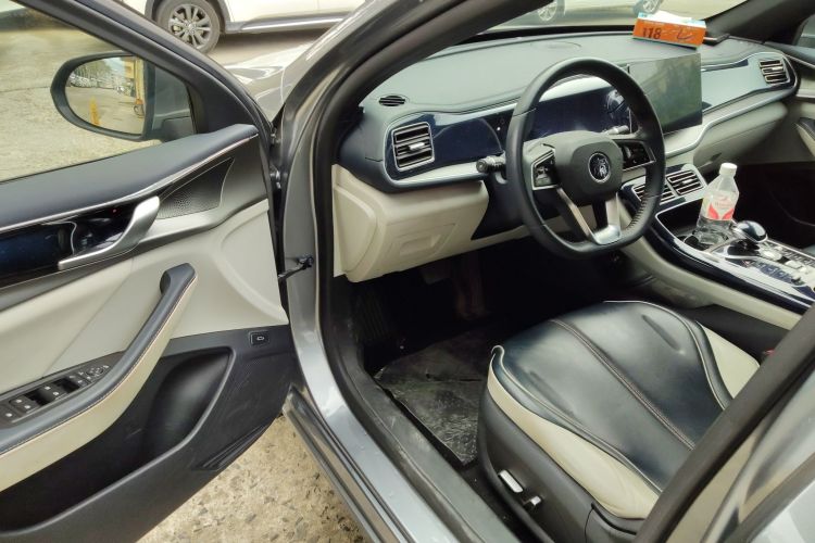 比亚迪 秦PLUS 2021款 DM-i 55KM 旗舰型中控内饰7003