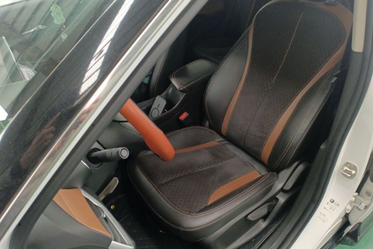 别克 昂科拉 2020款 20T CVT豪华型中控内饰19